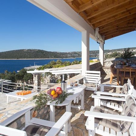 Villa, Stone House With Swimming Pool & Sauna, Beach, Sevid Buitenkant foto
