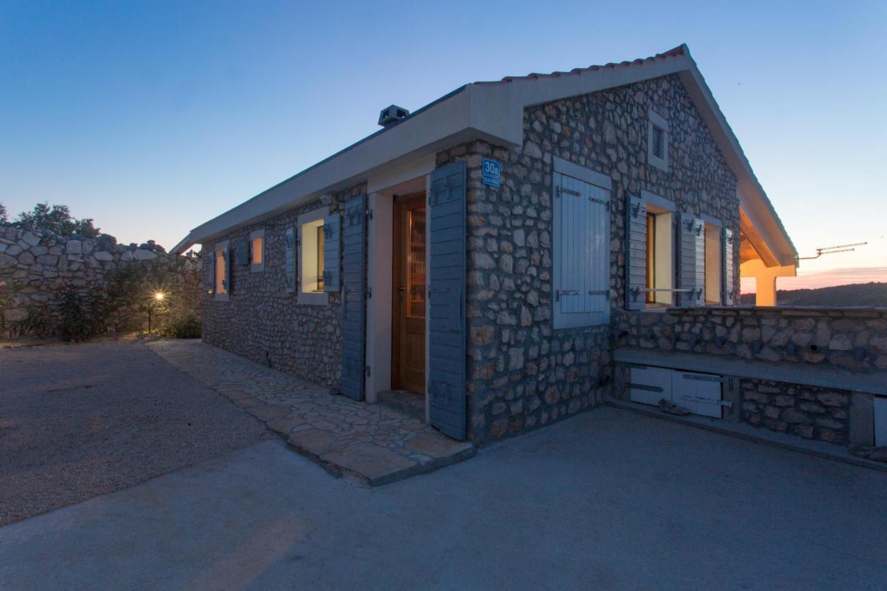 Villa, Stone House With Swimming Pool & Sauna, Beach, Sevid Buitenkant foto