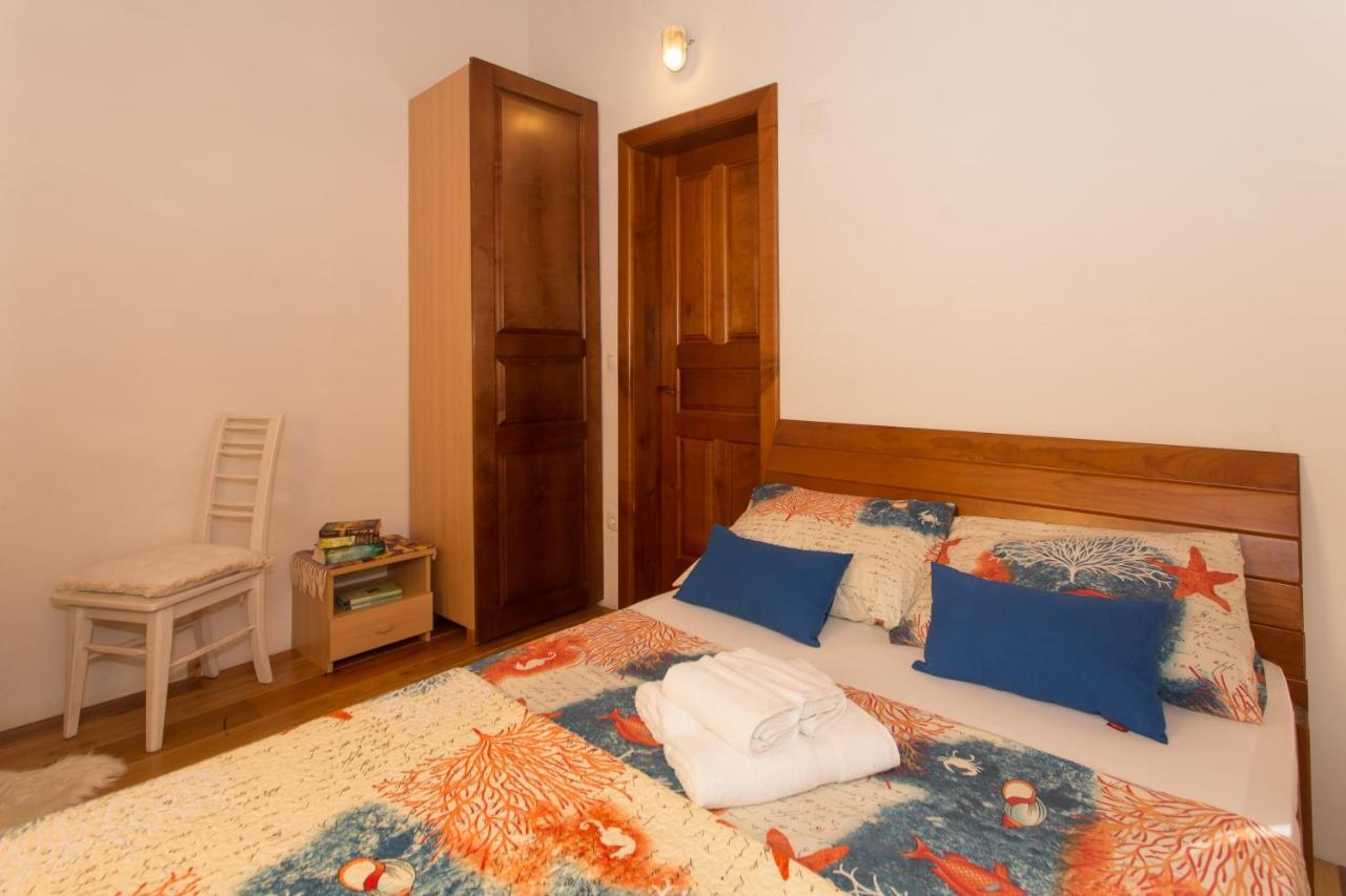 Villa, Stone House With Swimming Pool & Sauna, Beach, Sevid Buitenkant foto