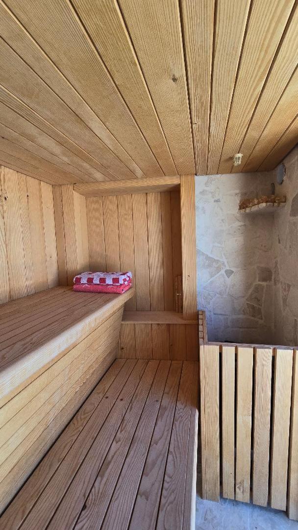 Villa, Stone House With Swimming Pool & Sauna, Beach, Sevid Buitenkant foto