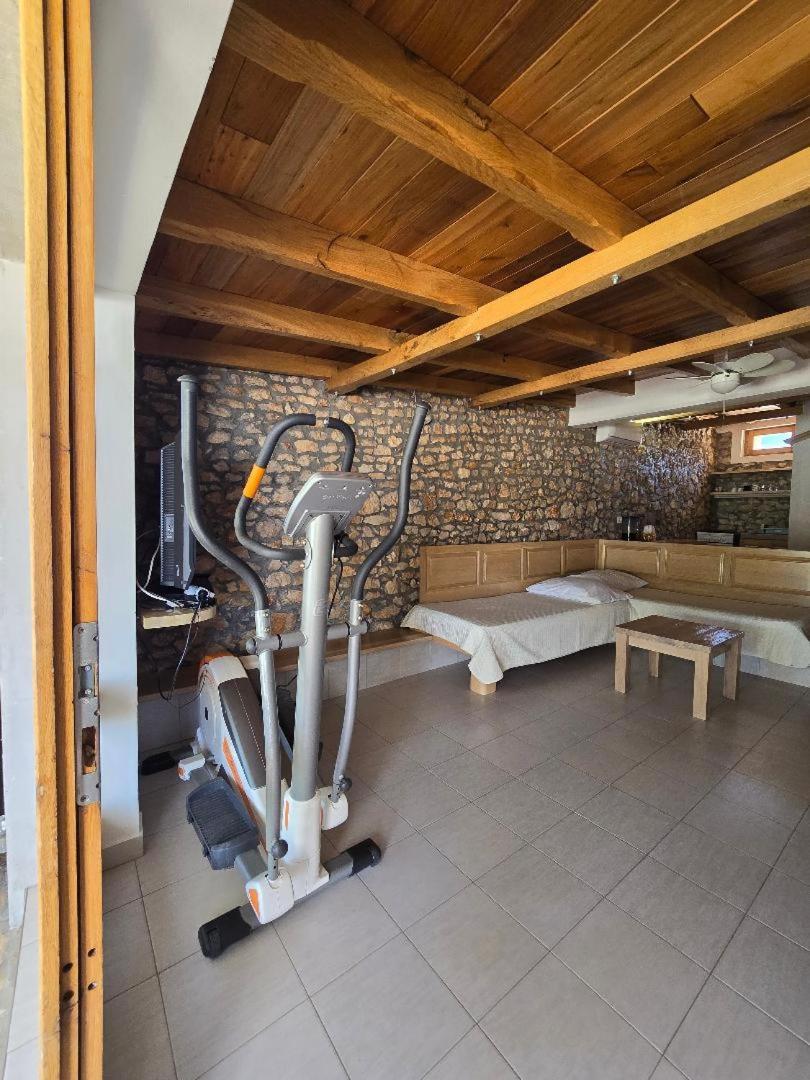 Villa, Stone House With Swimming Pool & Sauna, Beach, Sevid Buitenkant foto