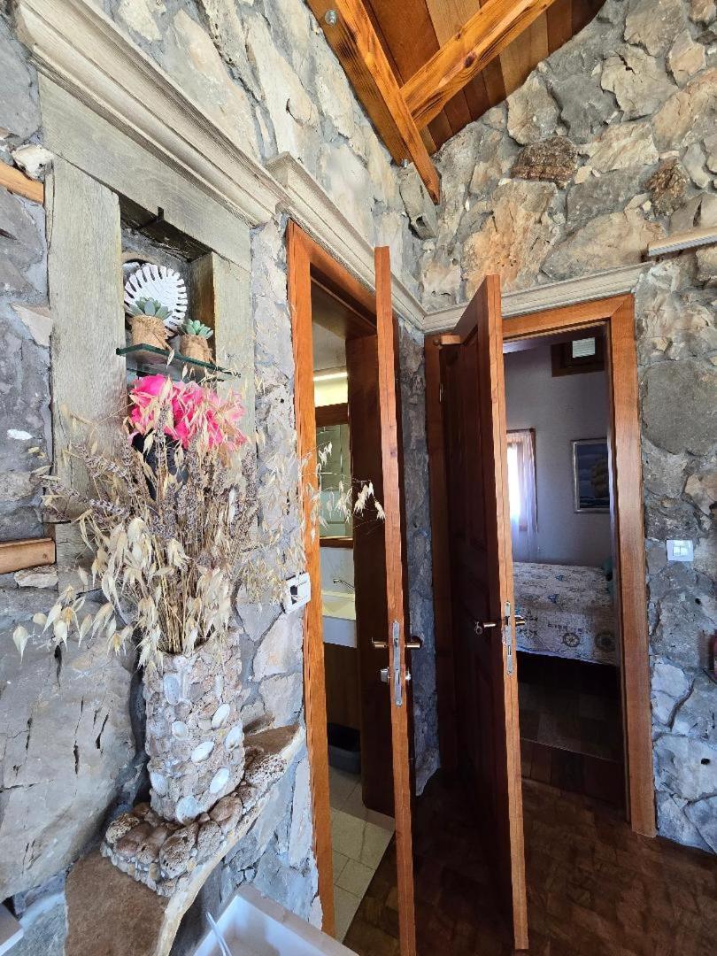Villa, Stone House With Swimming Pool & Sauna, Beach, Sevid Buitenkant foto
